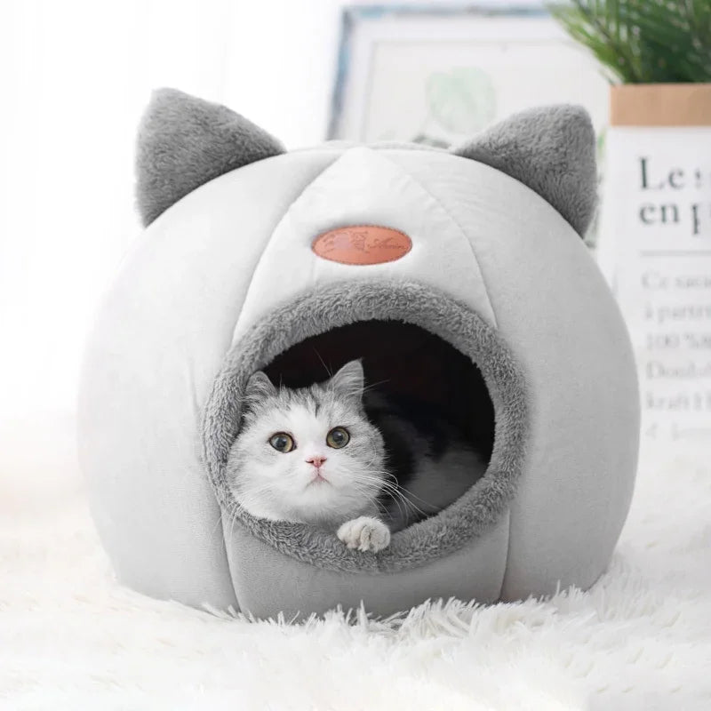 Self-Warming Dog and Cat Bed